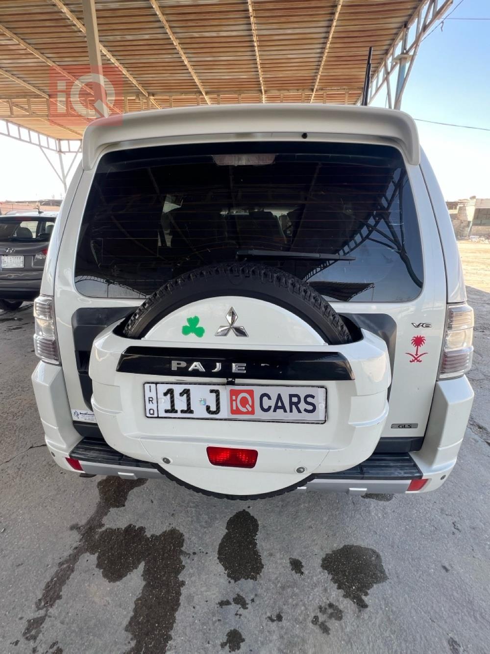 ميتسوبيشي باجيرو